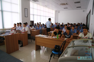 车用遮阳帘厂家上久—全员学习互动